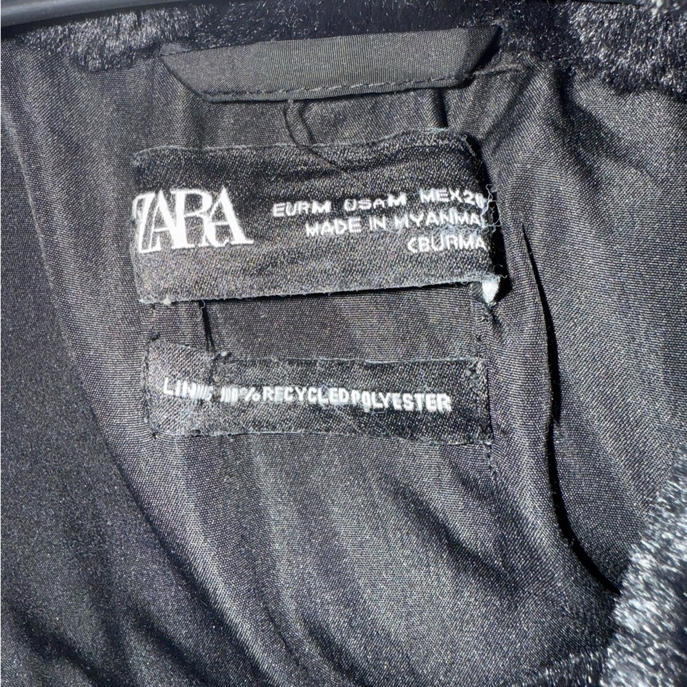 ZARA- Medium- Heavy Weight Winter Jacket - Picture 3 of 9